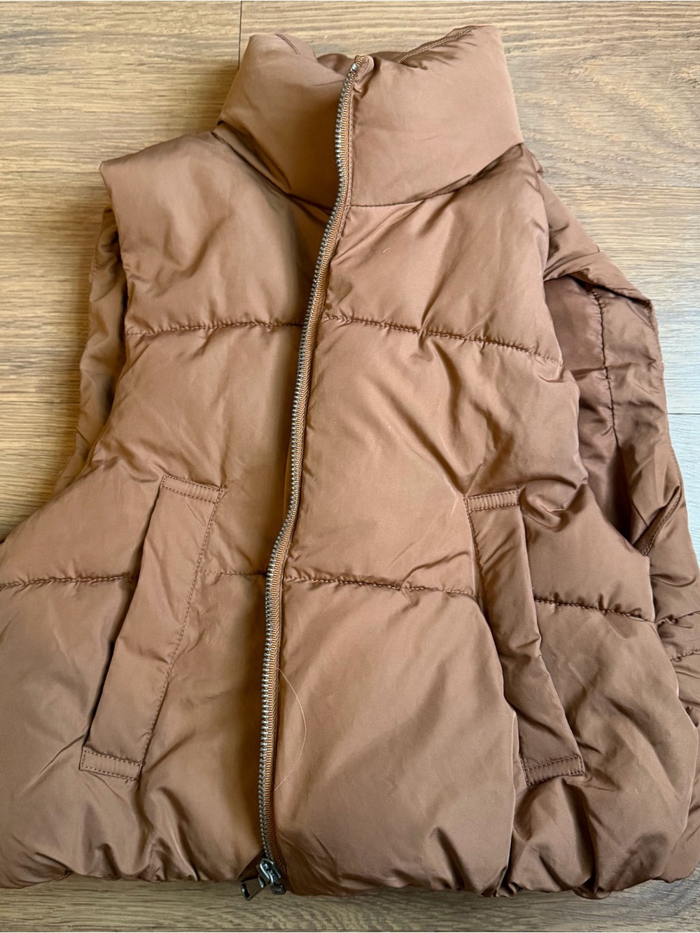 Fashion Nova Quilted Puffer Vest in Chestnut Brown